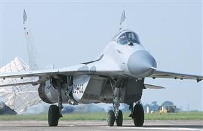 خرید 500 جنگنده MiG-31 و MiG-35 از روس کذب است